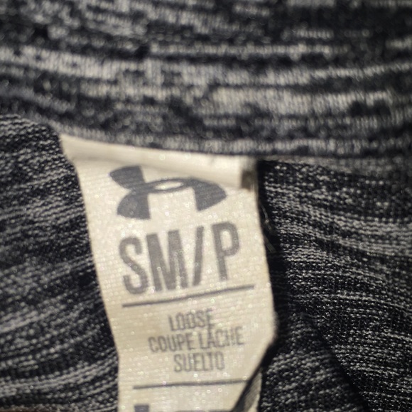 Under Armour Woman's Light weight shirt-FIRM - Picture 4 of 5